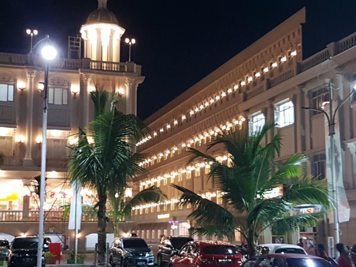 Grand Town Hotel Mandai Makassar Exterior photo